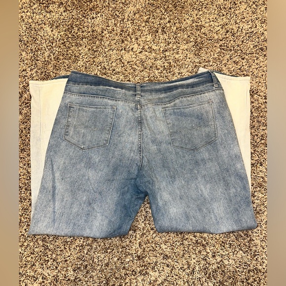 NY&C SOHO NY BOYFRIEND DISTRESSED JEANS - Picture 3 of 3